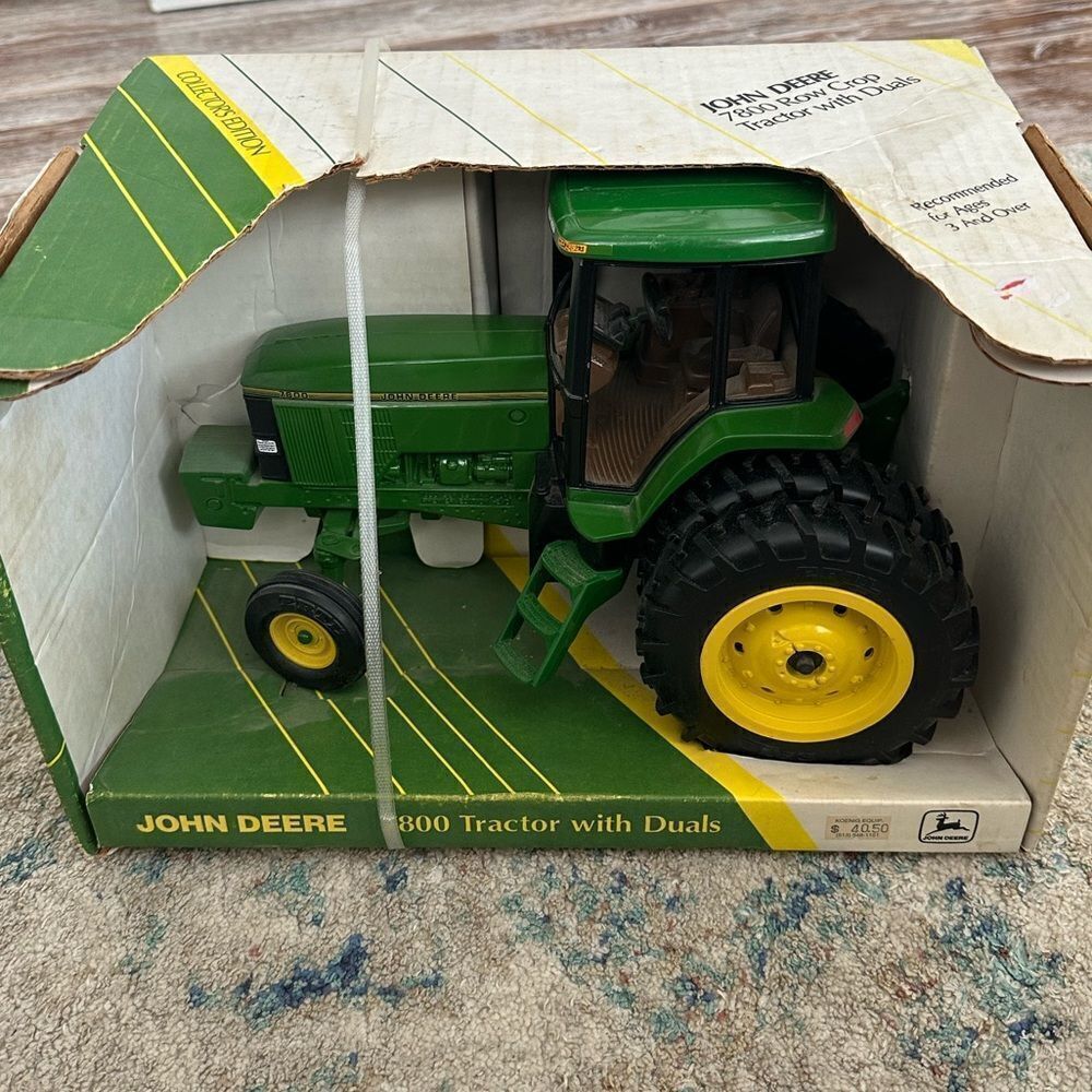 NIB Vintage 1/16 John Deere Model 7800 Row Crop Tractor Duals Collectors Edition